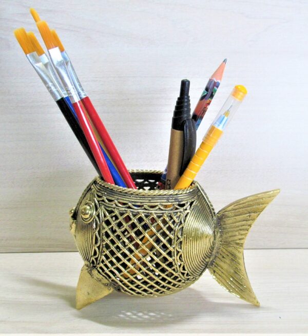 Dhokra Fish Shaped Pen Stand